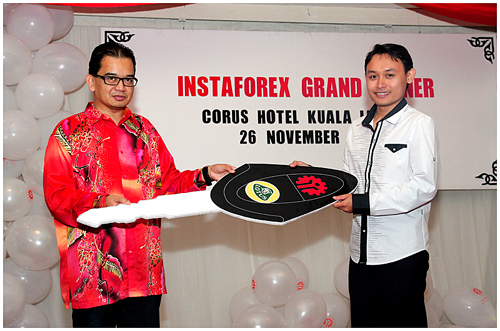 instaforex-grand-dinner-2011-02 instaforex-grand-dinner-2011-02